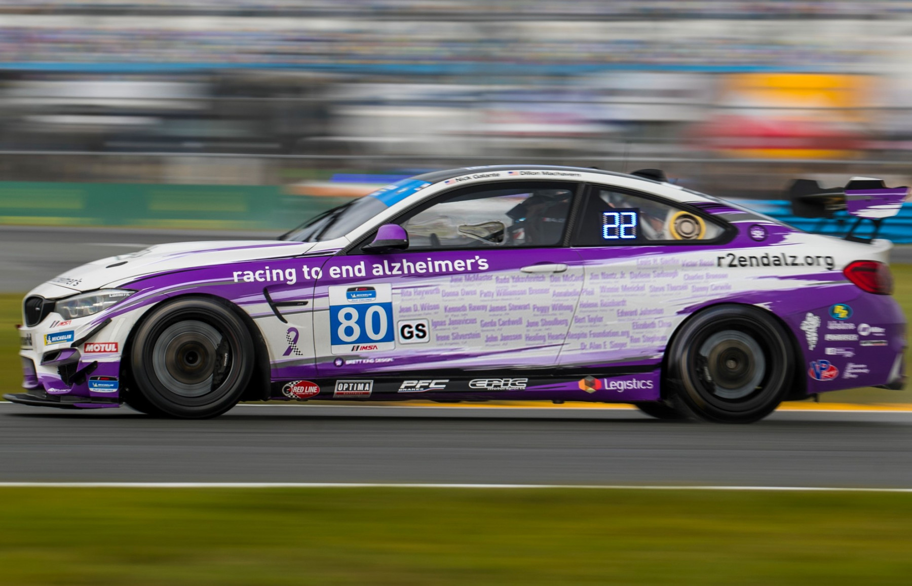 Racing to End Alzheimer's/alzheimersnewstoday.com/nonprofit uses race cars to raise awareness